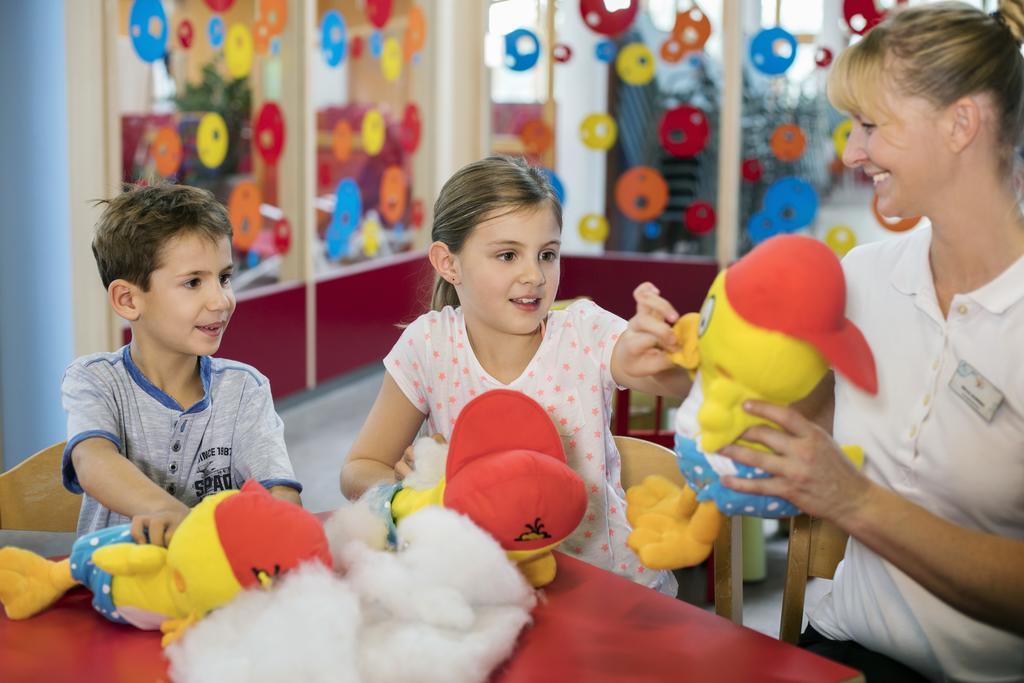 H2O Hotel-Therme-Resort, Fur Familien Mit Kindern Bad Waltersdorf Exteriör bild