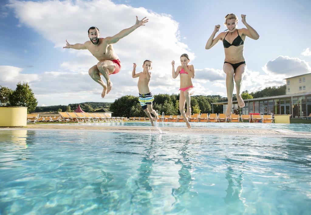 H2O Hotel-Therme-Resort, Fur Familien Mit Kindern Bad Waltersdorf Exteriör bild