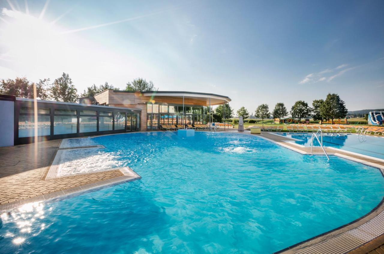 H2O Hotel-Therme-Resort, Fur Familien Mit Kindern Bad Waltersdorf Exteriör bild